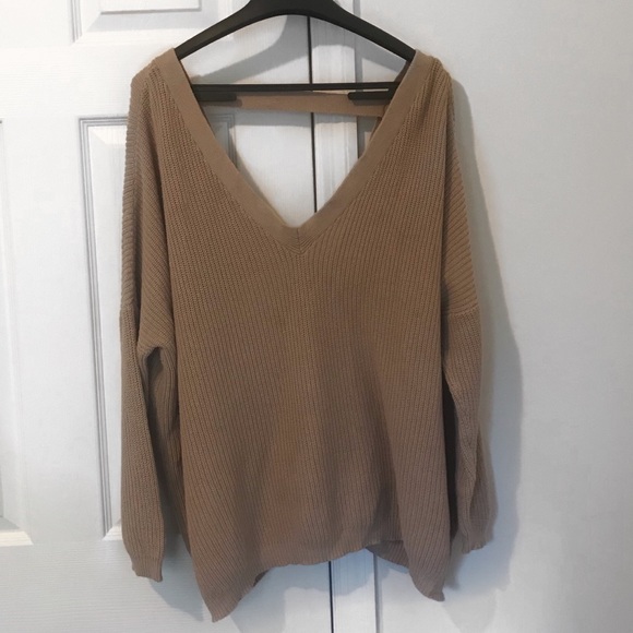 TOBI  Deep V wide neck oversized tan sweater - Picture 2 of 6